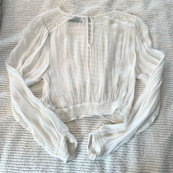 White Textured Blouse - Urban Outfitters - Picture 4 of 4